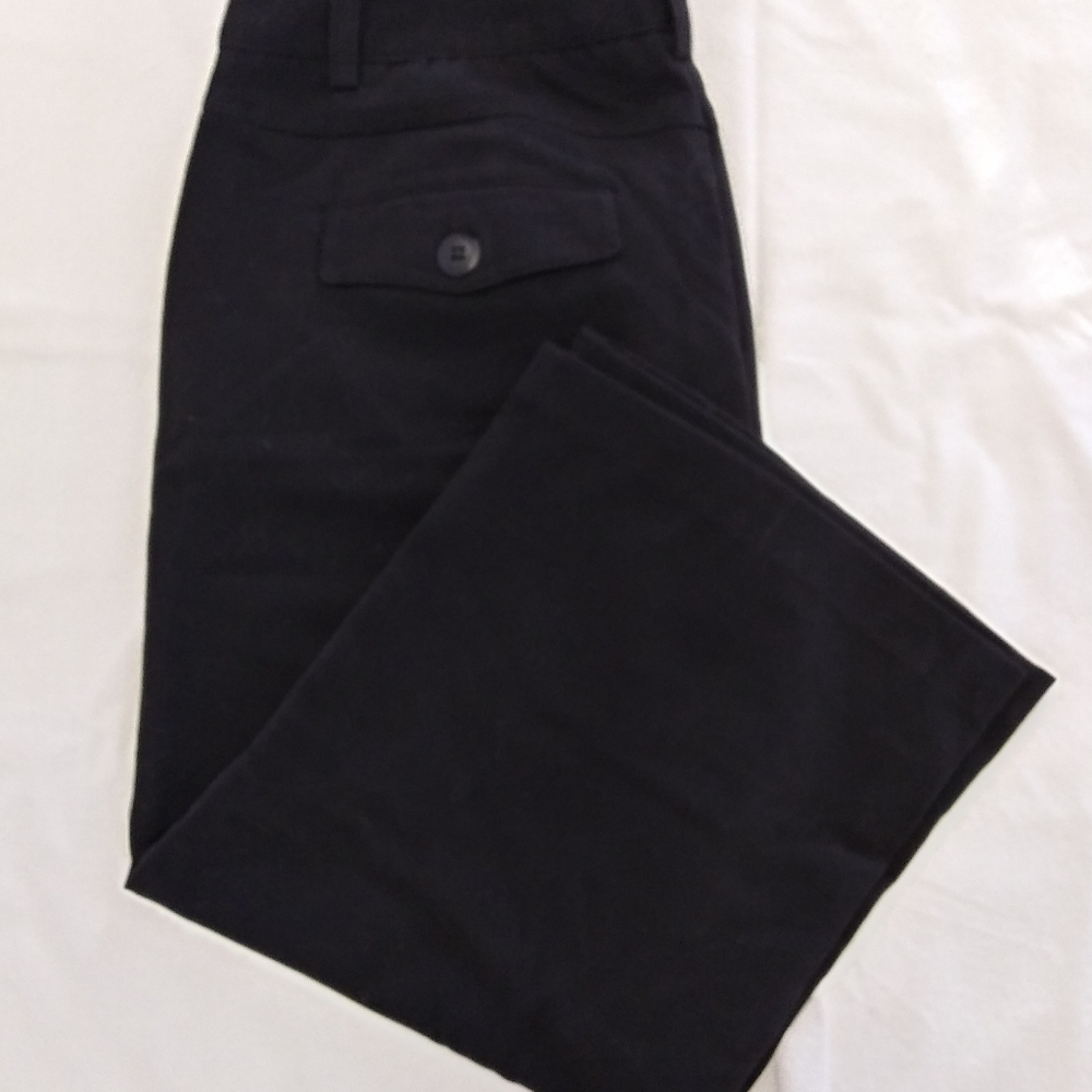 Studio 253 dress Capri slacks size 6 black